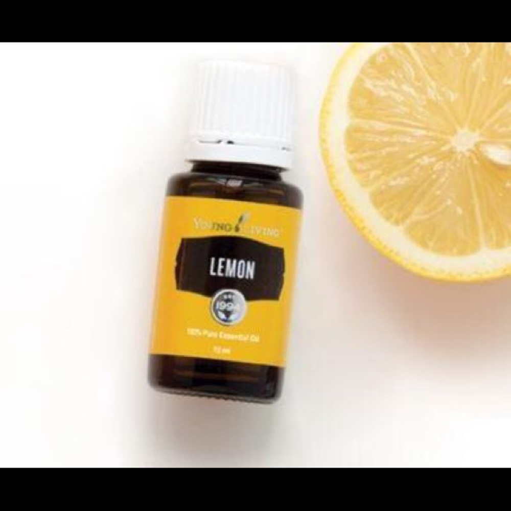 Lemon Essential Oil - Young Living